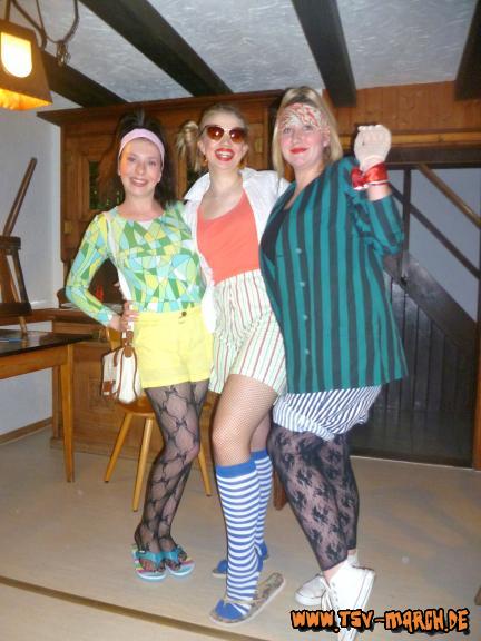  (Bad-Taste_Party)